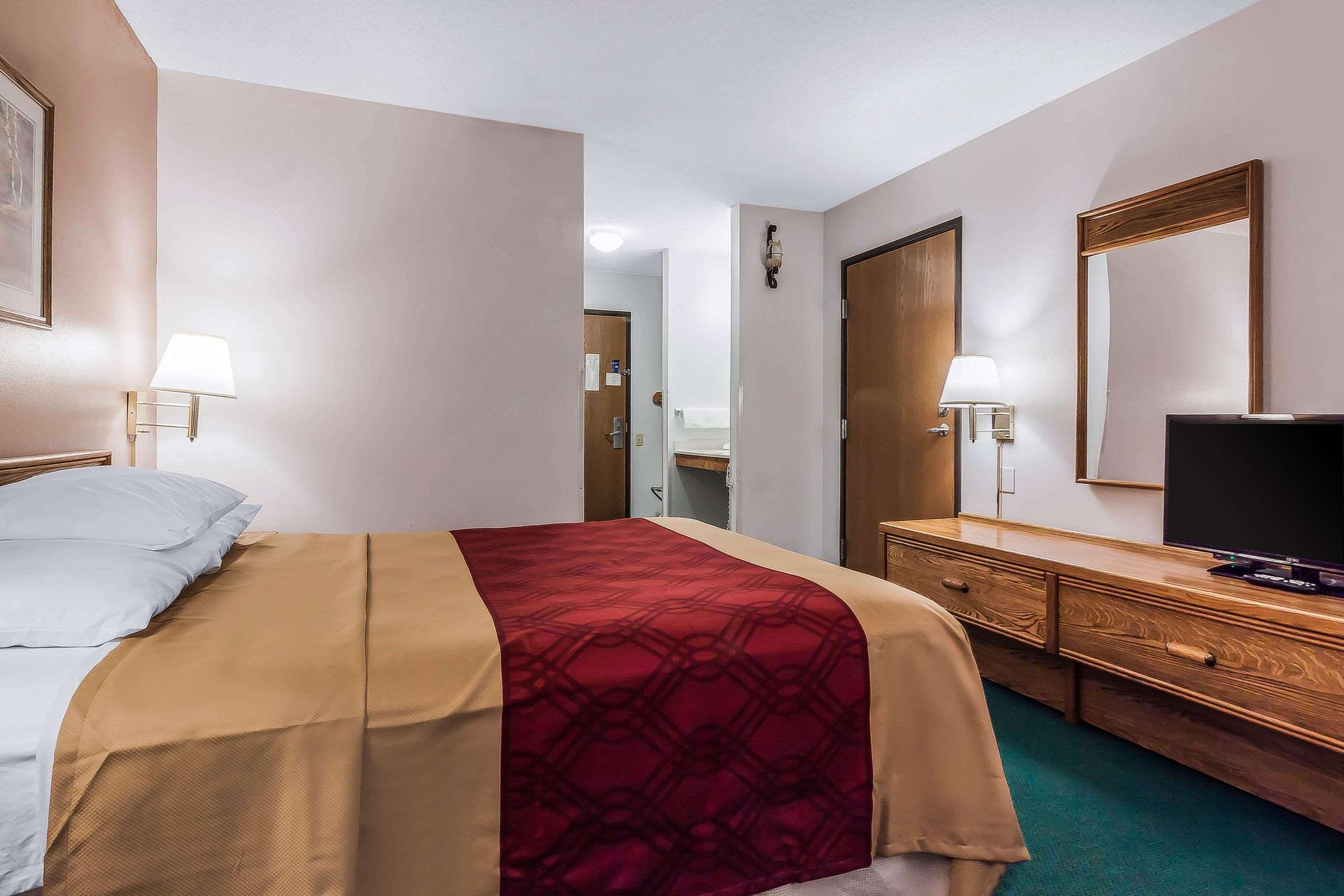 Rodeway Inn Голдридж Екстер'єр фото