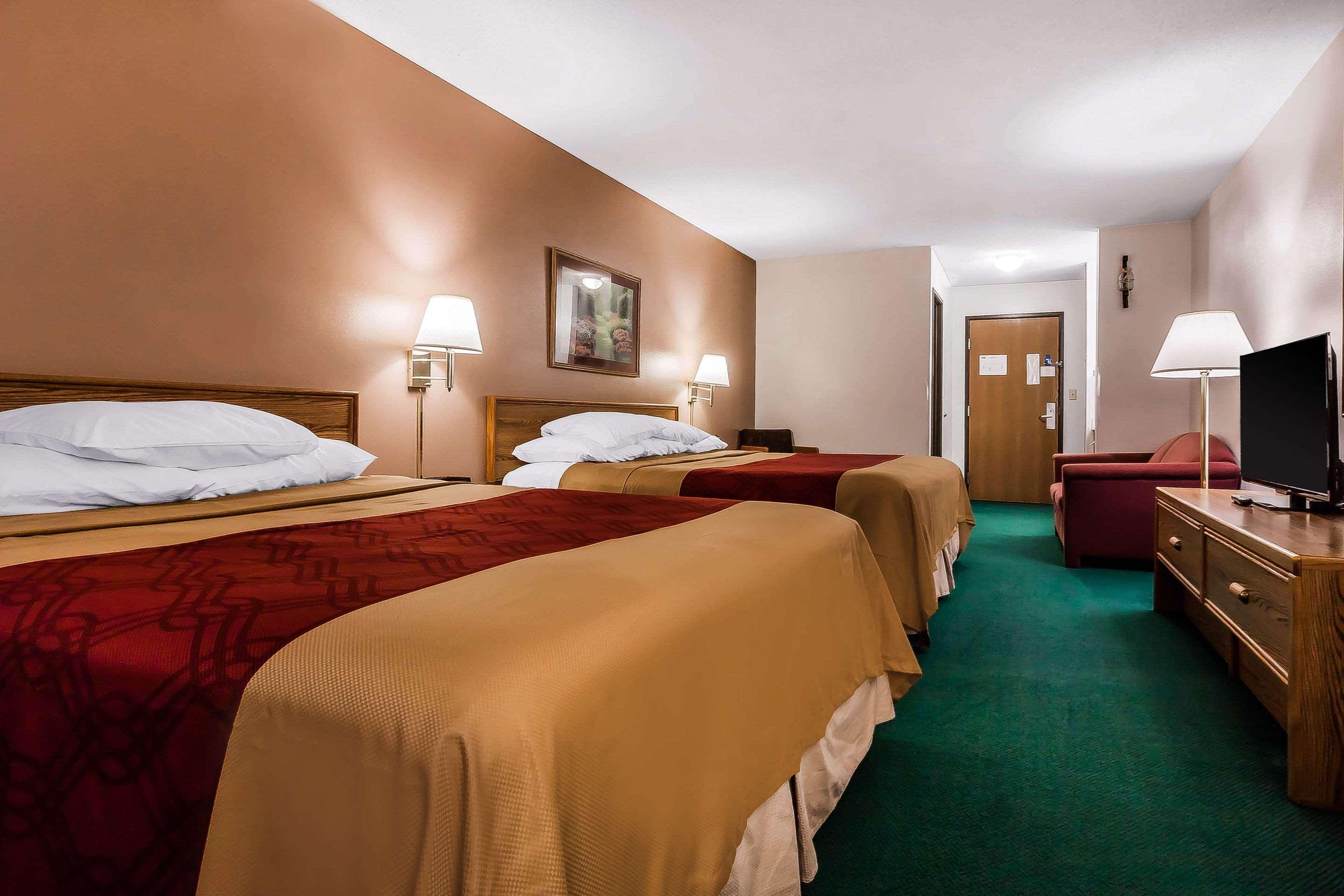 Rodeway Inn Holdrege Екстер'єр фото